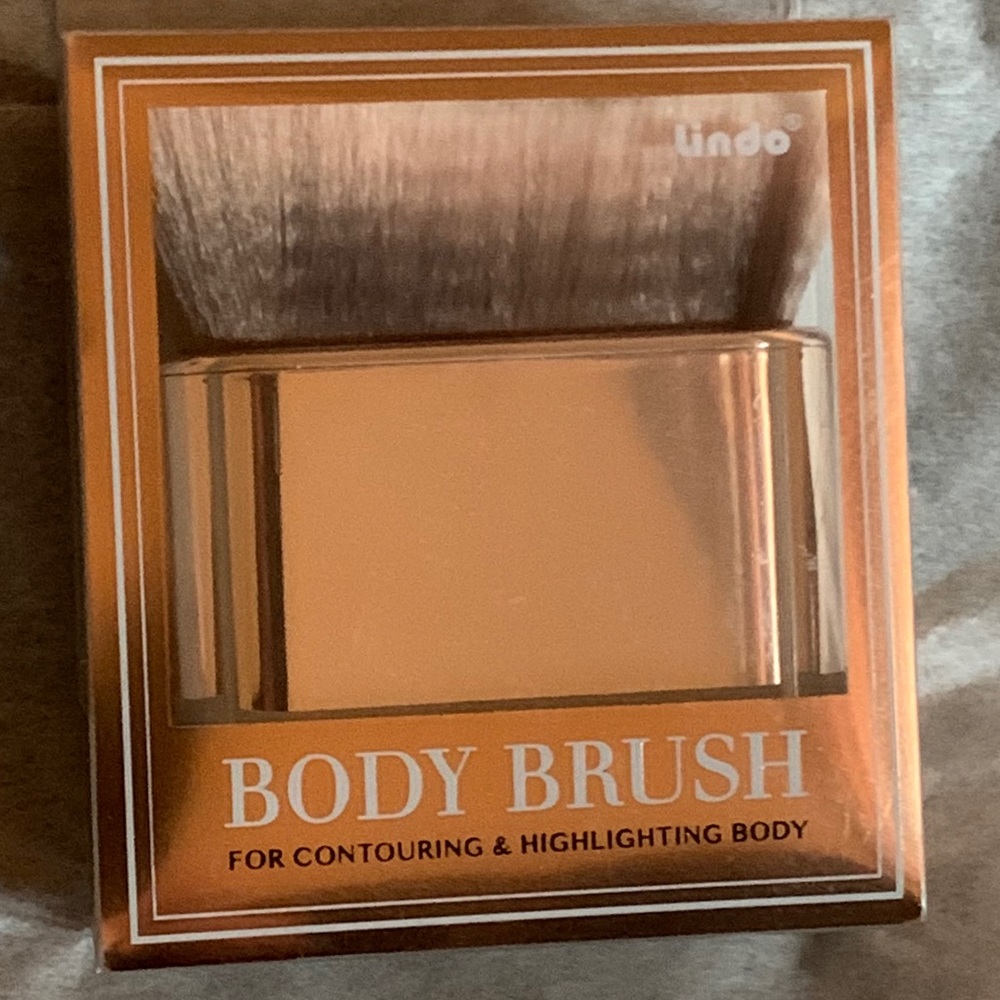 Body contouring brush